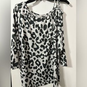 Now N Forever cold shoulder leopard print 3/4 sleeve shirt